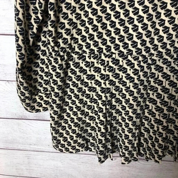 Anthropologie Maeve Selva Black & Ecru Printed Long Sleeve Tunic S - Picture 6 of 6